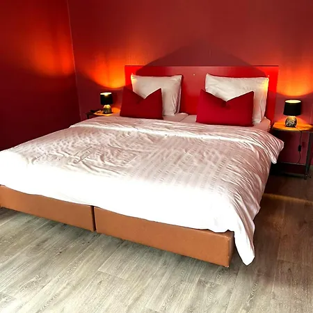 Eden Holiday home